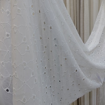 Visillo KING perforado blanco
