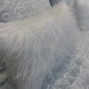 CojíN PLUMAS blanco
